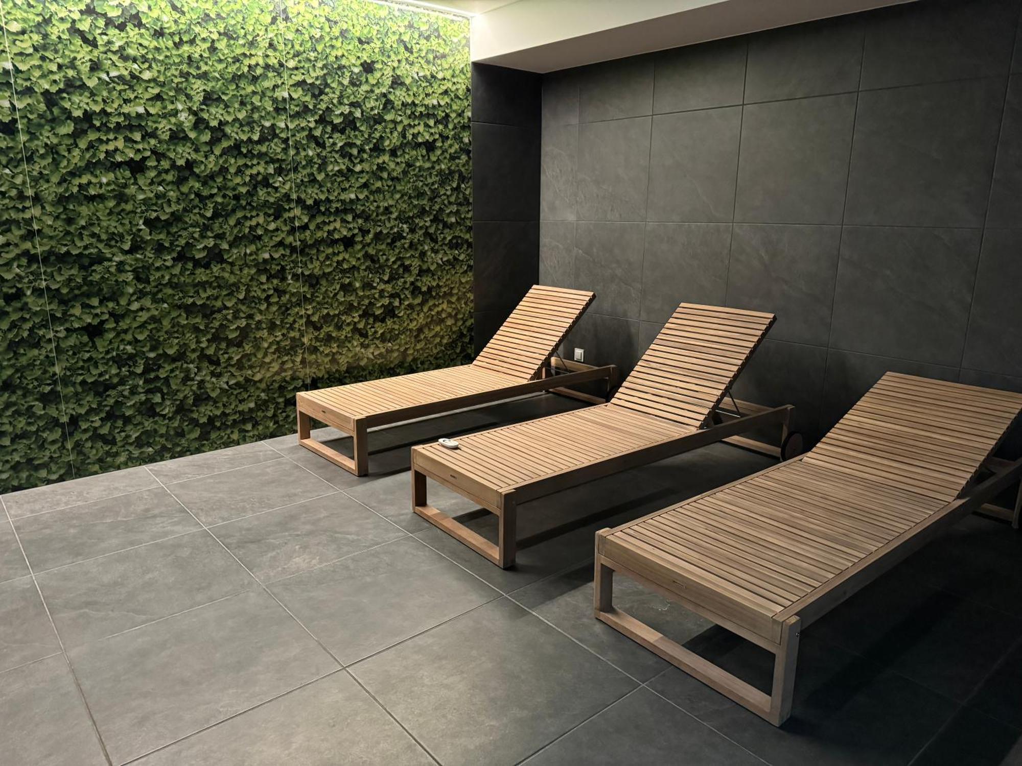 4Summer Kolobrzeg Apartamenty White Blue Sauna & Fitness & Parking 100 Metrow Do Pieknej Szerokiej Piaszczystej Plazy, Wspanialy Widok Z Duzego Tarasu! 100 Meter Zu Einem Schoenen Breiten Sandstrand, Herrliche Aussicht Von Einer Grossen Terrasse! المظهر الخارجي الصورة