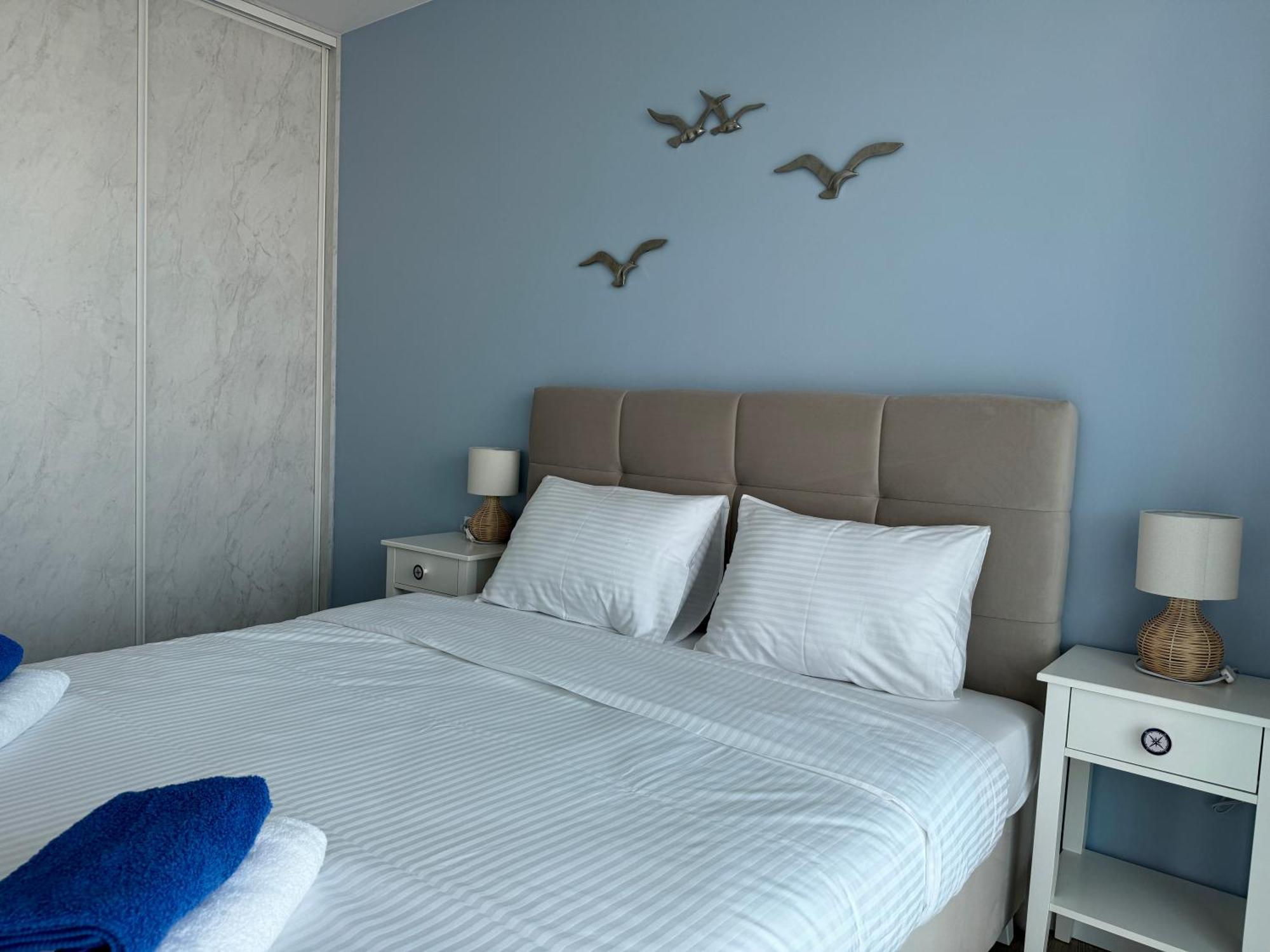 4Summer Kolobrzeg Apartamenty White Blue Sauna & Fitness & Parking 100 Metrow Do Pieknej Szerokiej Piaszczystej Plazy, Wspanialy Widok Z Duzego Tarasu! 100 Meter Zu Einem Schoenen Breiten Sandstrand, Herrliche Aussicht Von Einer Grossen Terrasse! المظهر الخارجي الصورة
