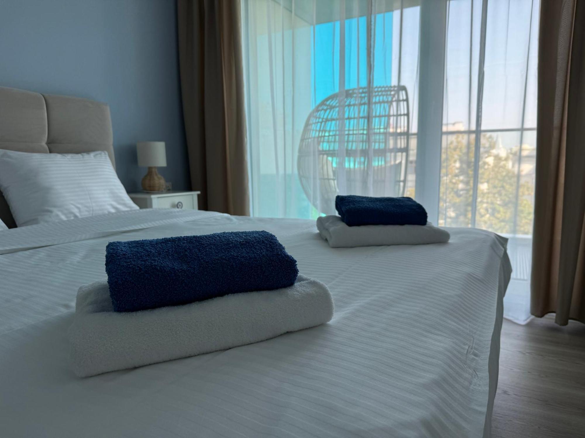 4Summer Kolobrzeg Apartamenty White Blue Sauna & Fitness & Parking 100 Metrow Do Pieknej Szerokiej Piaszczystej Plazy, Wspanialy Widok Z Duzego Tarasu! 100 Meter Zu Einem Schoenen Breiten Sandstrand, Herrliche Aussicht Von Einer Grossen Terrasse! المظهر الخارجي الصورة